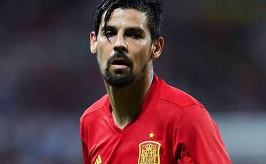 CĐV Man United trêu chọc không thương tiếc mục tiêu Nolito của Man City